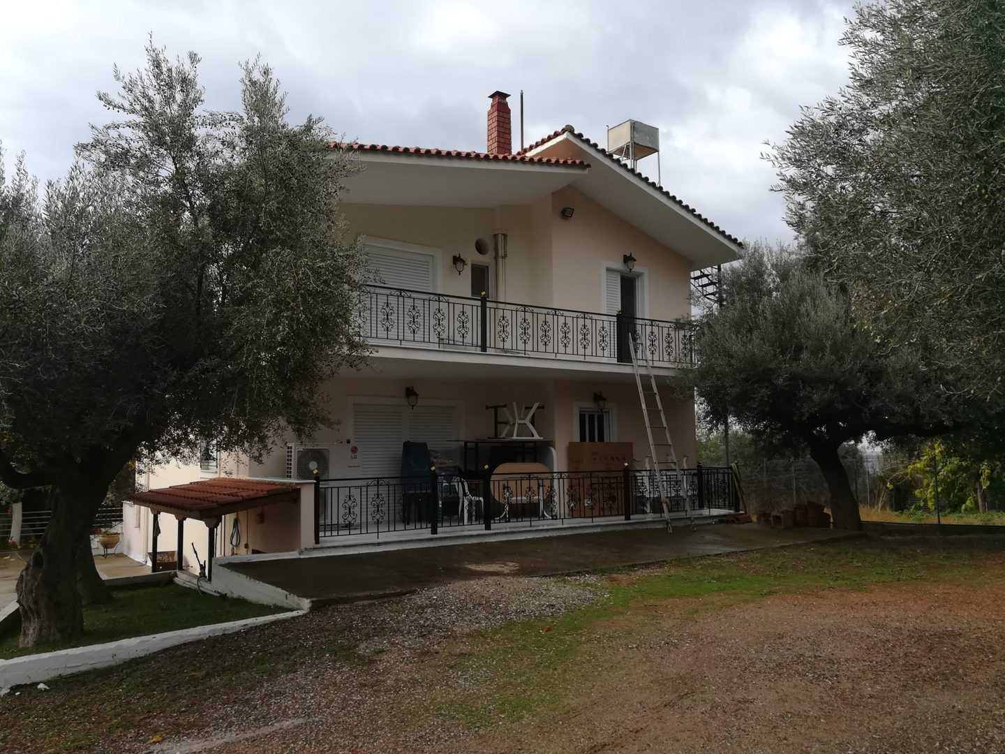 Μονοκατοικία Μονοκατοικία