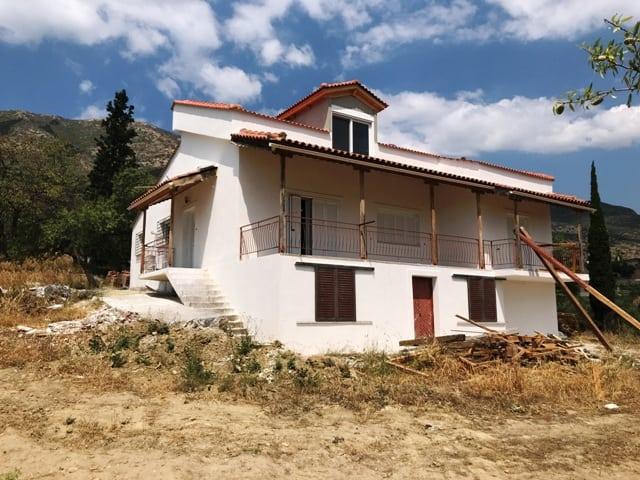 Μονοκατοικία Μονοκατοικία