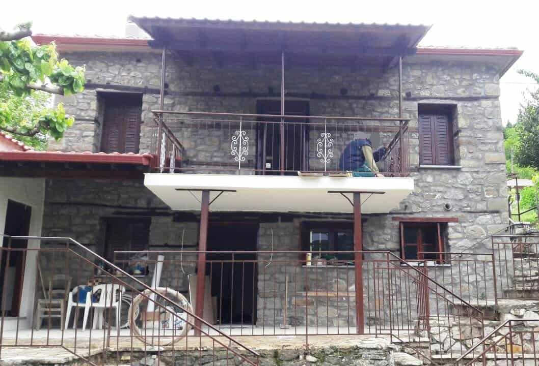 Μονοκατοικία Μονοκατοικία