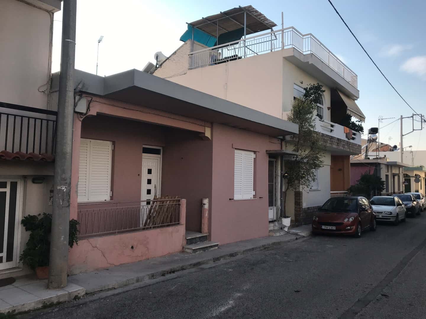 Μονοκατοικία Μονοκατοικία